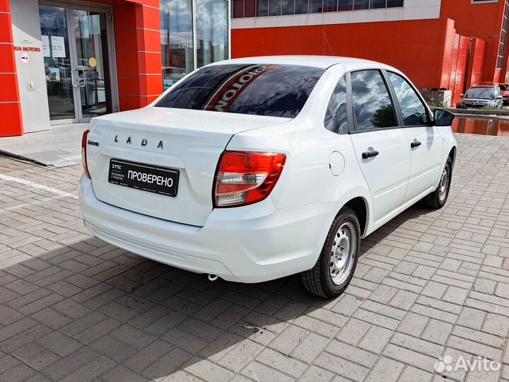 LADA Granta 1.6 МТ, 2021, 32 611 км