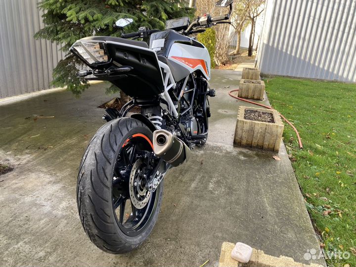 Ktm duke 390