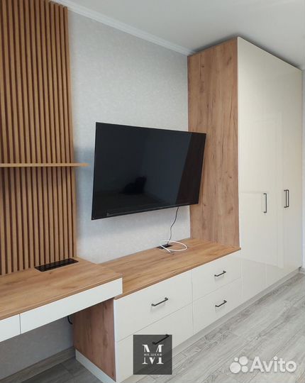 Шкаф распашной створчатый