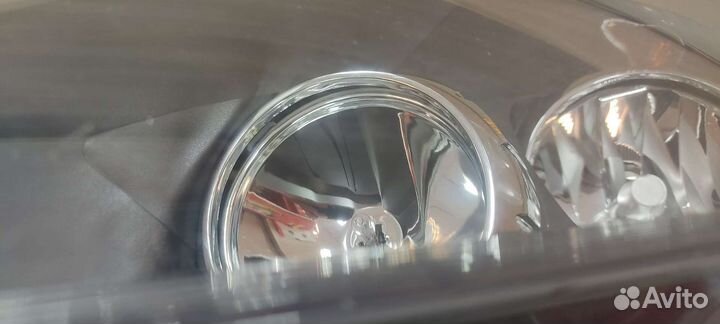 Левая фара Opel Zafira b