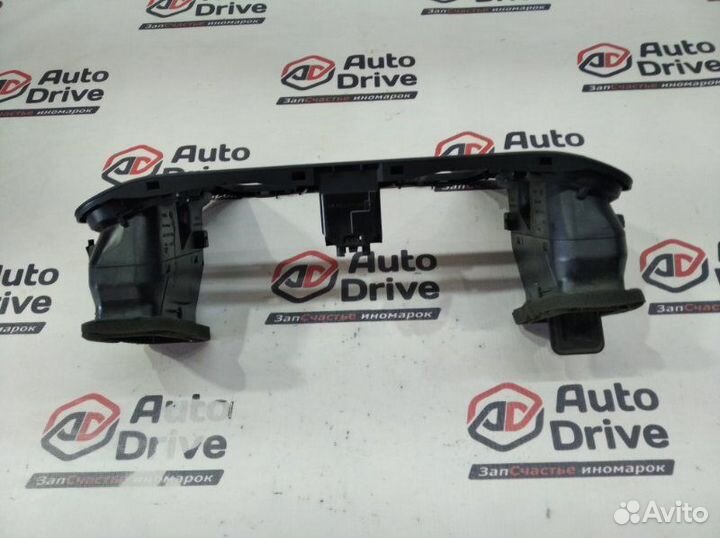 Рамка магнитолы Volkswagen Golf plus BSE 2007