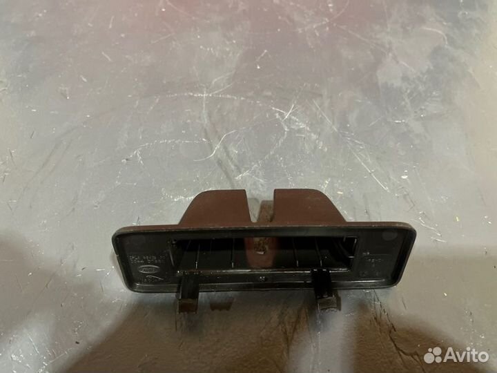 Накладка замка багажника Land Rover Range Rover