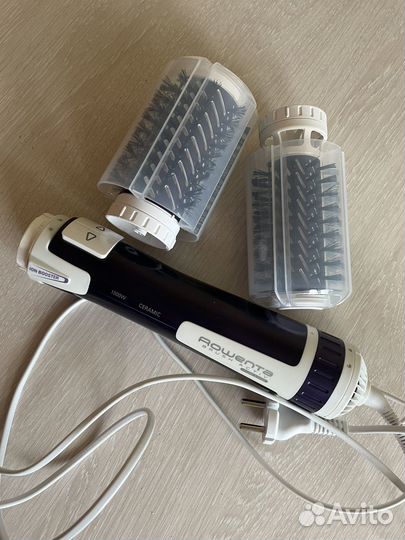 Фен-щетка Rowenta Brush Activ Volume&Shine