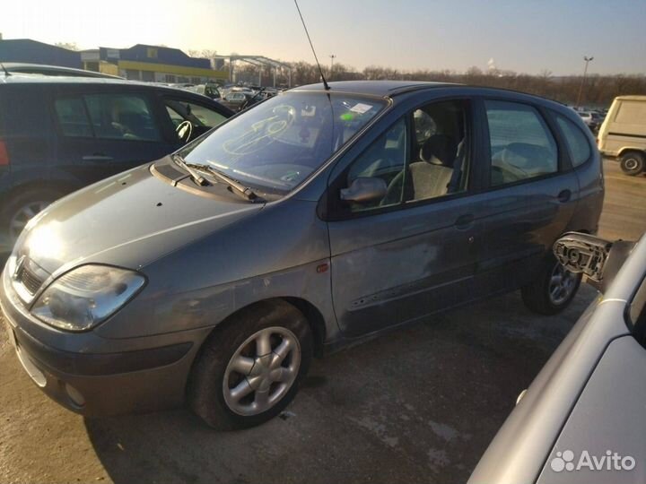 Полуось передняя левая Renault Scenic рест. 2000