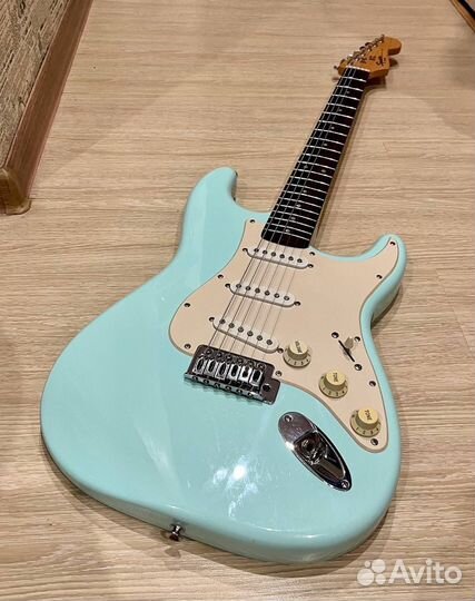 Электрогитара fender squier bullet RW daphne blue