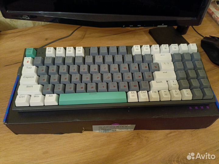 Игровая механическая клавиатура