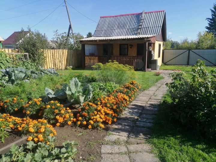 Дача 20 м² на участке 5 сот.