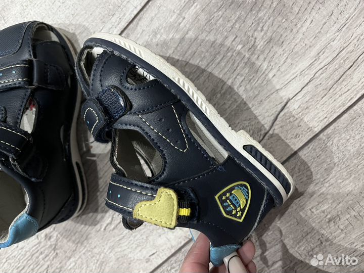 Сандалии для мальчика 24 размер