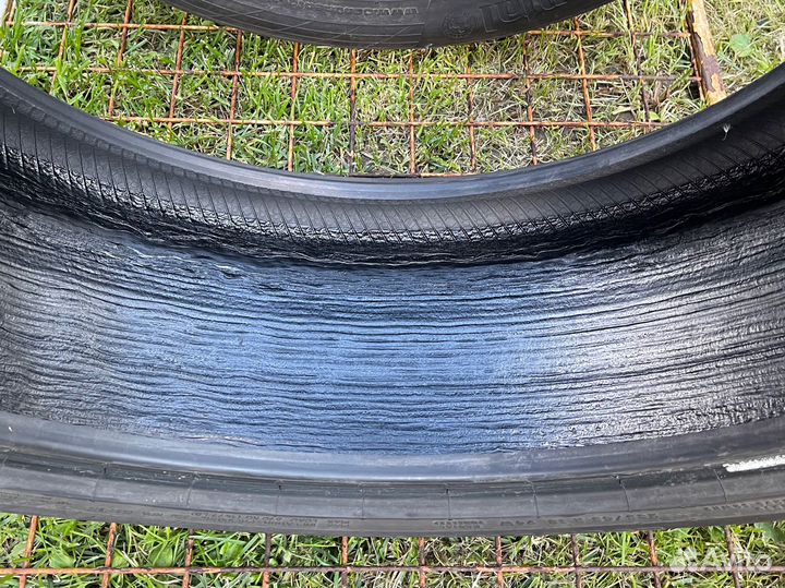 Continental ContiSportContact 5 ContiSeal 235/45 R18 W