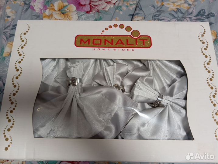 Новый набор скатерть и 6 салфеток