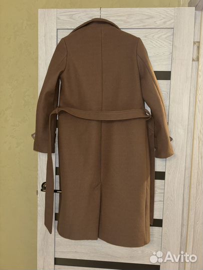 Пальто осеннее