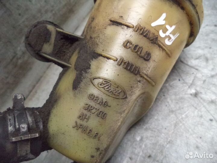 Ford Focus 1 Бачок омывателя гур