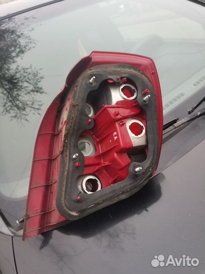 Задни леви фанар