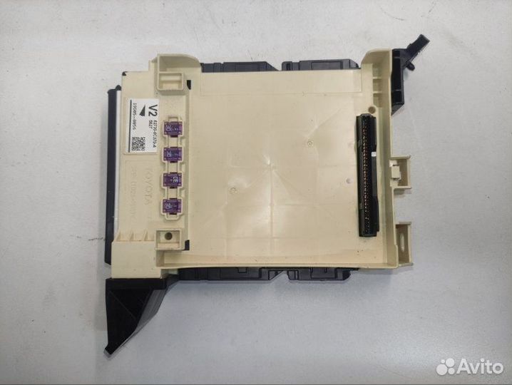 Блок управления Toyota Tundra 5.7 2019
