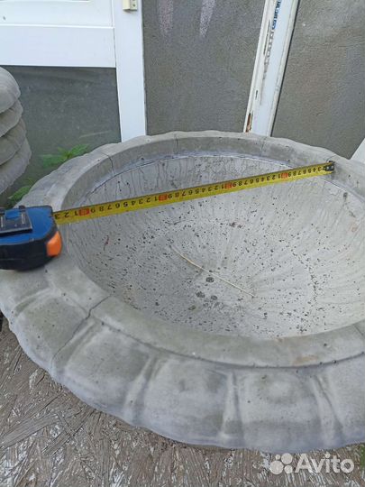 Вазоны бетонные