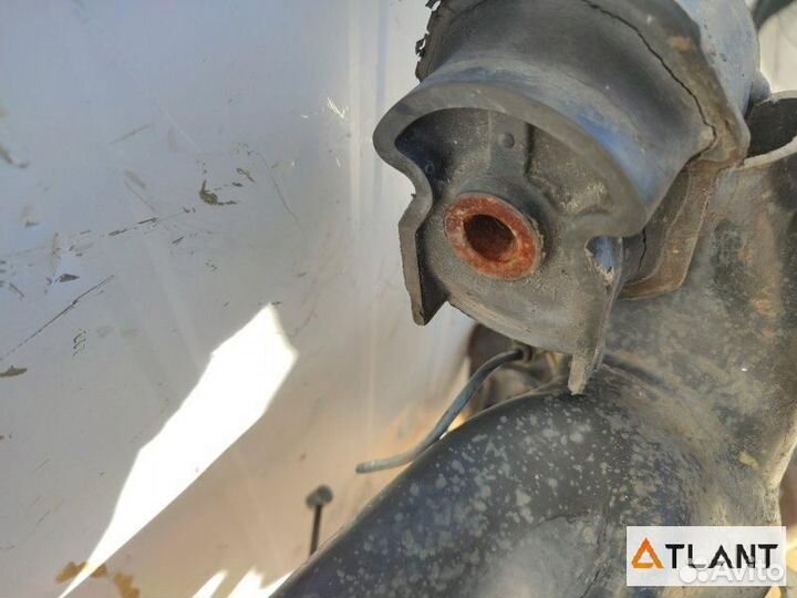 Балка со ступицами задний toyota estima