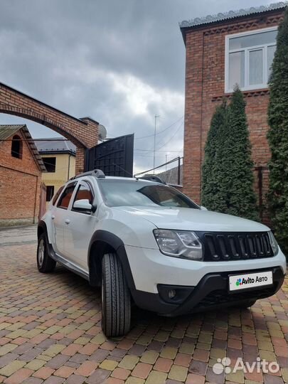 Renault Duster 2.0 AT, 2017, 197 000 км