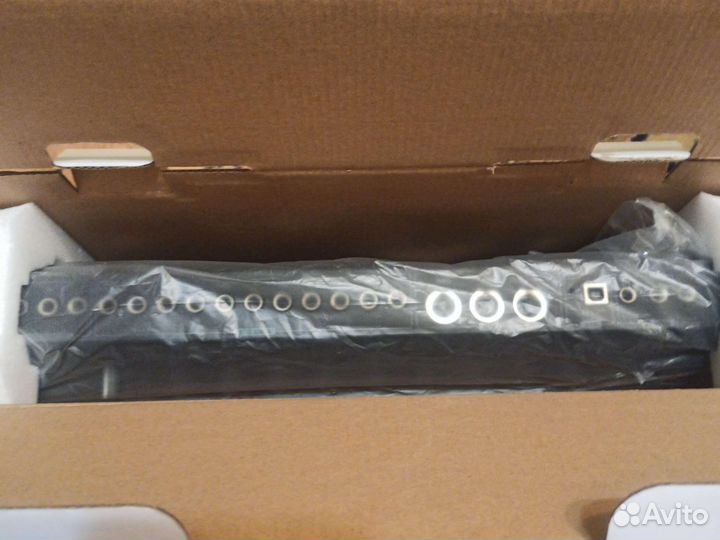 Аналоговая драм машина Behringer RD-8