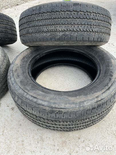 Bridgestone Dueler H/T 684III 245/65 R17