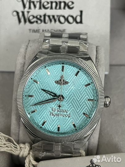 Часы Vivienne Westwood
