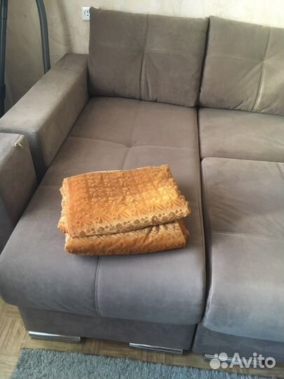 Накидки на диван и кресла