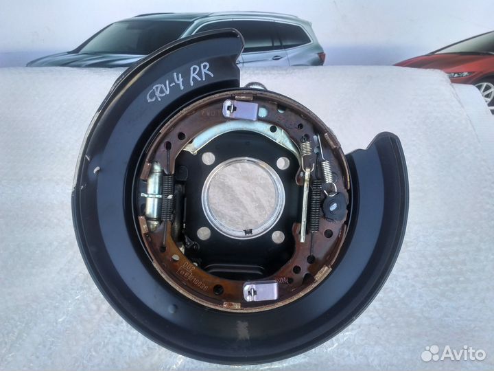 Honda CR-V 4 Задний правый кулак