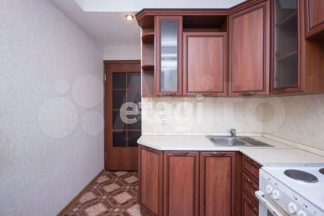 2-к. квартира, 47 м², 1/5 эт.