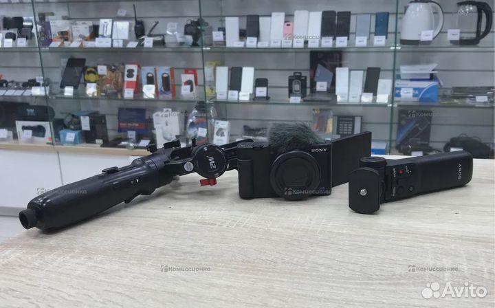 Сд32 Видеокамера sony ZV1