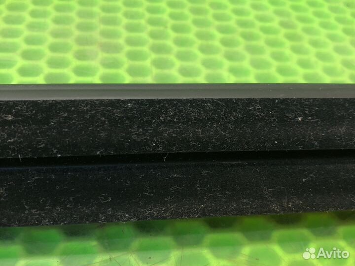 Бархотка внутреняя передняя правая bmw5 f10