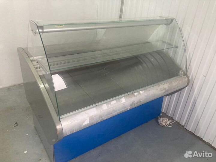Холодильная витрина