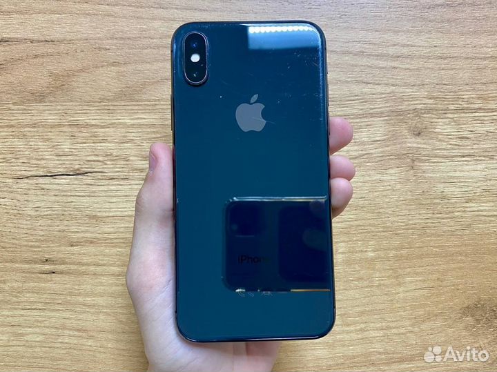 iPhone X, 64 ГБ