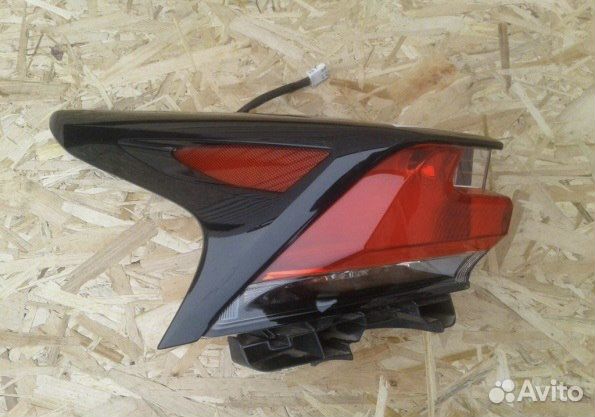 Lexus NX Фонарь задний (2014-2023) оригинал