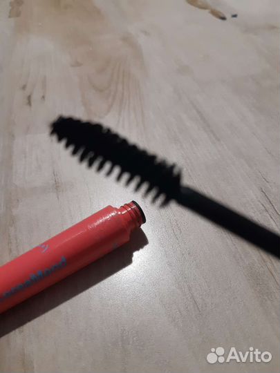 Тушь для ресниц новая