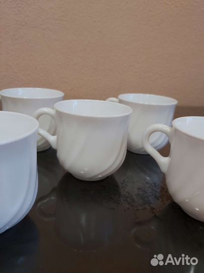 Чашечки белые. Фарфор. Новые