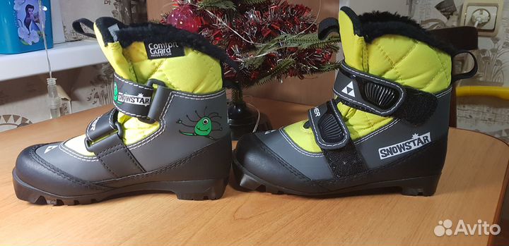 Лыжные детские ботинки Fischer snowstar