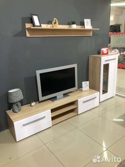 Тумба под телевизор новая