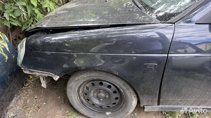 Лада приора в разборе