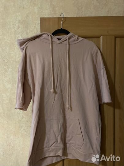 Футболка с капюшоном мужская