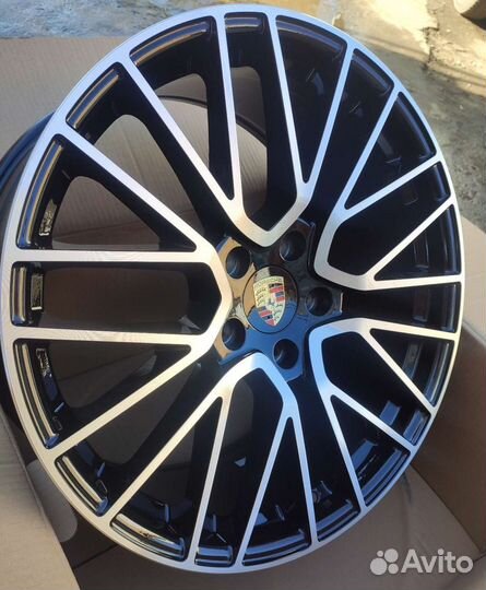 Диски шины колёса на porsche cayenne lll R21