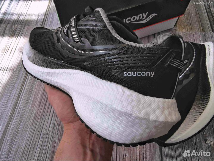 Кроссовки saucony triumph 20