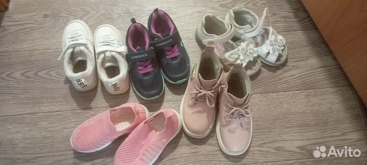 Кроссовки для девочки 27 28