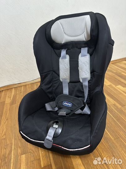 Детское автокресло Chicco с isofix