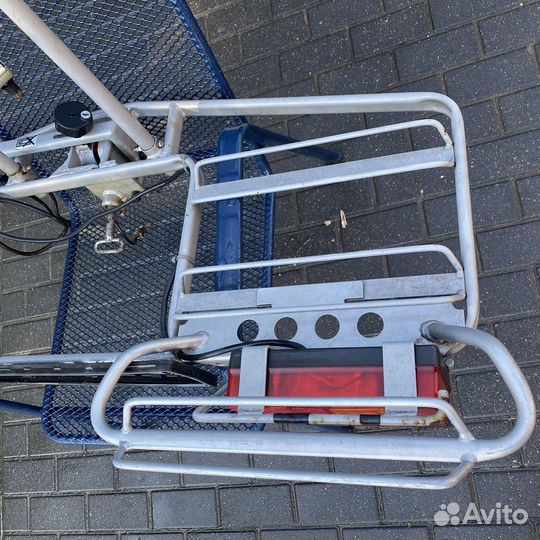 Подставка для трех велосипедов