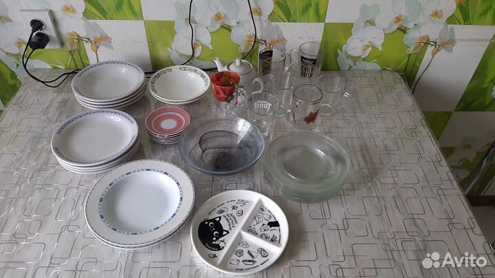 Различная посуда для дома и дачи