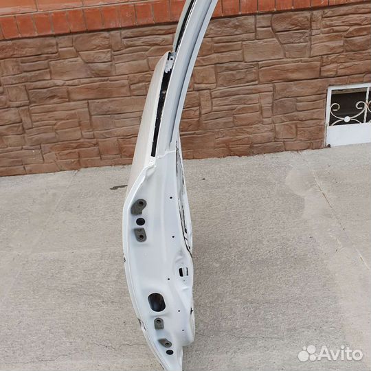 Дверь задняя на camry 50