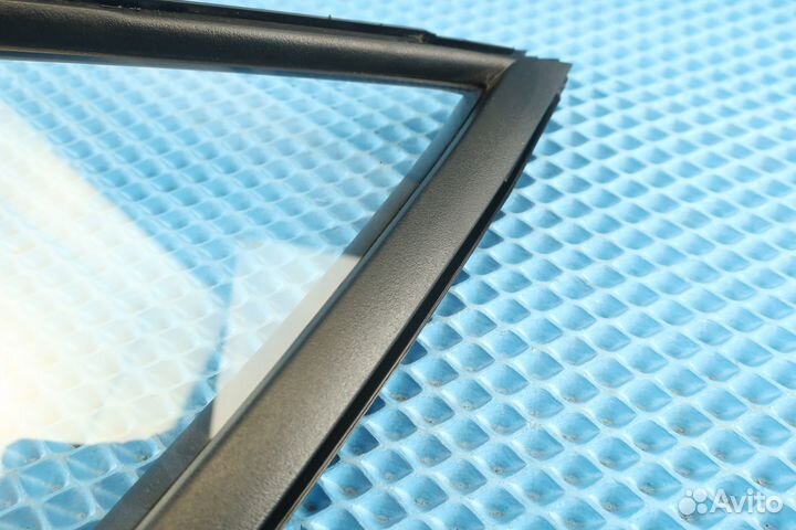 Форточка двери передняя правая Daewoo Matiz