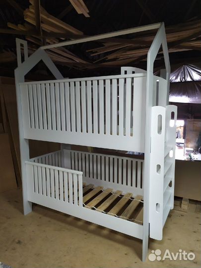 Детская двухъярусная кровать Домик