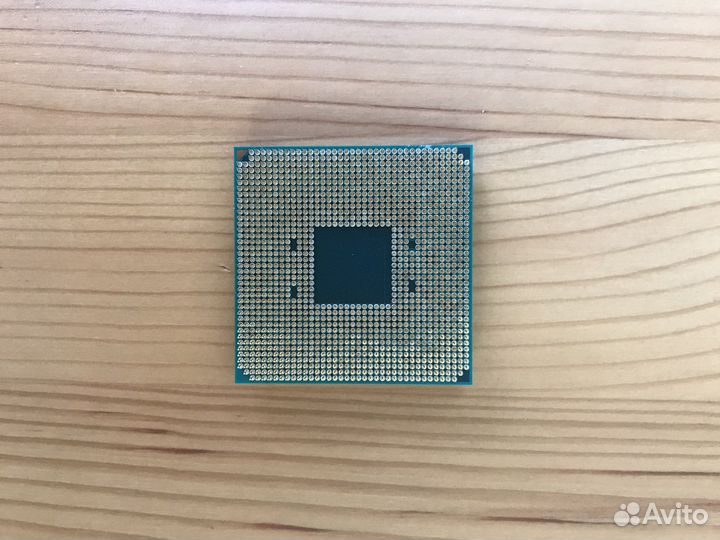 Процессор AMD Ryzen 3 1200