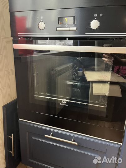 Духовой шкаф electrolux
