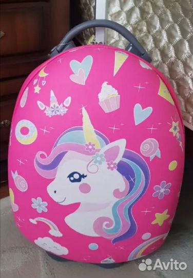 Детский чемодан для путешествий